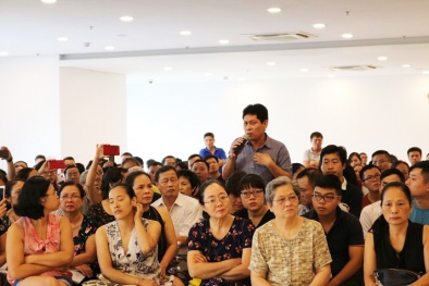 Cư dân đưa 'yêu sách', chủ đầu tư Hòa Bình Green City lại... 'hứa hẹn'