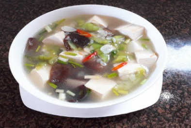 Cách nấu canh mướp đậu phụ mộc nhĩ thơm ngon lạ miệng