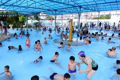 Hiểm họa khôn lường từ những bộ đồ bơi ướt