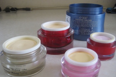 Cảnh báo: Các loại mỹ phẩm, thực phẩm chức năng bán trực tuyến
