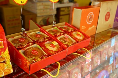 Bánh trung thu: Đầu mùa nhiều mẫu bánh độc đáo nhưng sức mua yếu