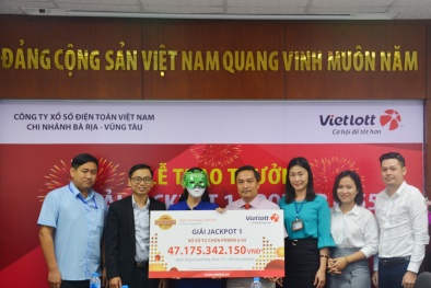 Xổ số Vietlott: 47 tỷ vừa trao tay nữ ‘đại gia’ tại Đồng Nai, lại có người trúng 3,5 tỷ Xổ số Vietlott: 47 tỷ vừa trao tay nữ ‘đại gia’ tại Đồng Nai, lại có người trúng 3,5 tỷ
