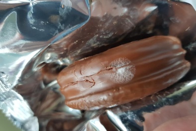 Khách hàng ‘tố’ bánh Choco-pie Orion Dark bị nấm mốc dù còn hạn sử dụng gần 1 năm