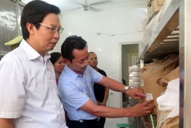 Giám sát chặt chất lượng nguyên liệu bánh Trung thu tại các làng nghề truyền thống