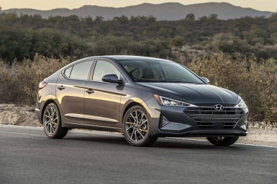 Hyundai Elantra 2019 đẹp ‘long lanh’ chuẩn bị ra mắt, giá chỉ từ 400 triệu
