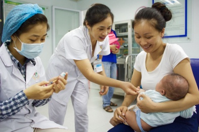 Vì sao vắc xin ComBE Five chưa được sử dụng thay thế Quinvaxem?