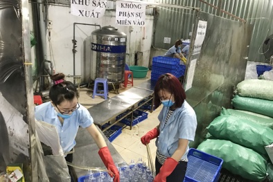 Kinh hoàng khi thâm nhập cơ sở sản xuất nước muối sinh lý kém chất lượng