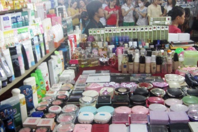 Điều gì sau những lọ mỹ phẩm giúp da trắng sáng với 10 nghìn đồng