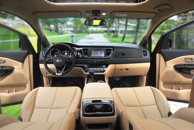 Kia Sedona 2019 giá 1,4 tỷ vừa ra mắt sở hữu những ứng dụng nổi bật gì?
