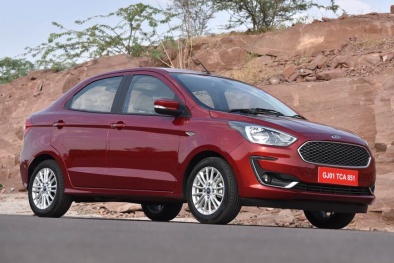 Ô tô Ford mới giá chỉ từ 175 triệu: Nên mua phiên bản nào là tốt nhất?