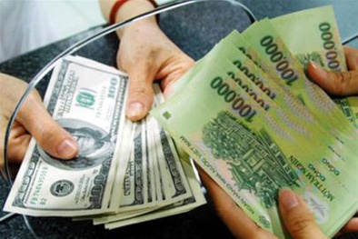 Ông thợ điện đổi 100 USD bị phạt 90 triệu đồng: Vì sao hợp lý nhưng chưa thấu tình?