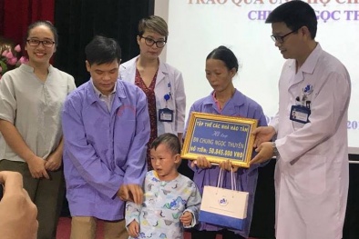 Bác sĩ khuyến cáo: Tuyệt đối không dùng thuốc lá, thuốc nam, mẹo để điều trị vảy nến
