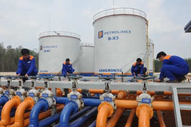 Vì sao kết quả kinh doanh ấn tượng nhưng giá cổ phiếu Petrolimex lại suy giảm?
