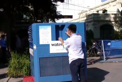 Độc đáo máy chế tạo nước sạch từ không khí