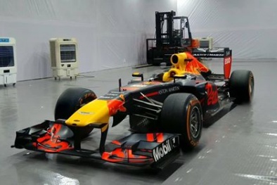 Tiết lộ tổng trị giá của một chiếc xe đua F1 đang có mặt tại Hà Nội