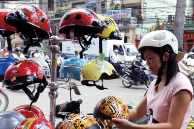 Chính thức bãi bỏ Nghị định về điều kiện kinh doanh mũ bảo hiểm