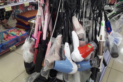 Máy tạo kiểu tóc ‘3 trong 1’ giá rẻ, chất lượng có đảm bảo?