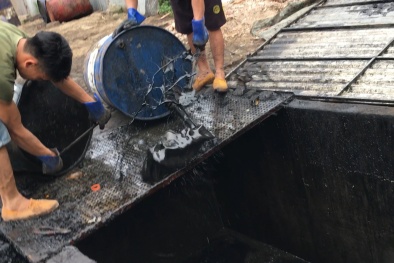Nguy hại từ việc tái chế dầu nhớt thải không đúng cách