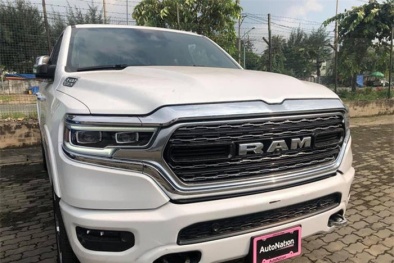'Soi' chiếc bán tải Ram 1500 Limited đời 2019 đầu tiên về Việt Nam