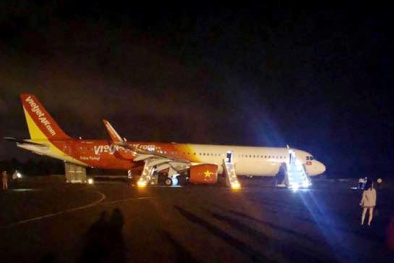 Nỗi hoảng sợ của hành khách trên máy bay Vietjet gặp sự cố