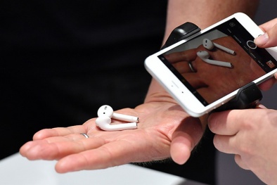 Tai nghe thông minh AirPods mới ra mắt đầu năm sau