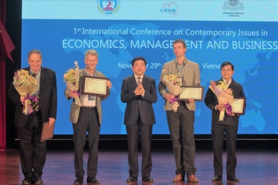 Nhiều vấn đề bàn thảo tại Hội thảo các vấn đề đương đại trong Kinh tế, Quản trị và Kinh doanh