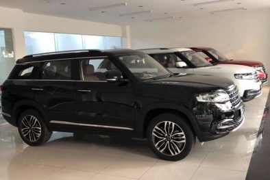 Săm soi 'Range Rover Trung Quốc' giá hơn 600 triệu đồng tại Việt Nam