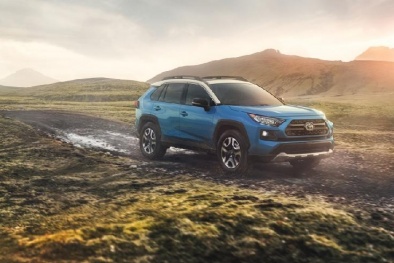 Vừa ra mắt, Toyota RAV4 2019 đã bị ‘mất điểm’ bởi tồn tại này