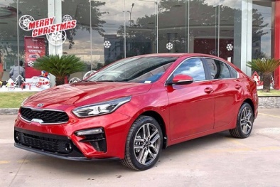 Kia Cerato 2019 bản 'full option' có giá 675 triệu đồng