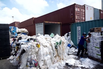 Nhiều Bộ, ngành chung tay giải quyết vấn đề phế liệu nhập khẩu tồn đọng