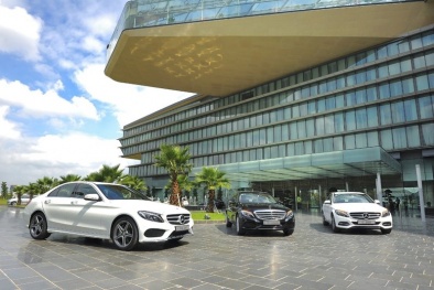 Thị trường ô tô Việt tháng cuối năm: Cập nhật giá xe Mercedes-Benz mới nhất