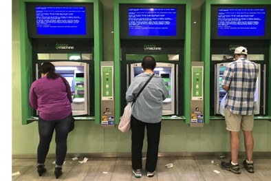 Tết Nguyên đán Kỷ Hợi: NHNN yêu cầu các ngân hàng không để ATM hết tiền