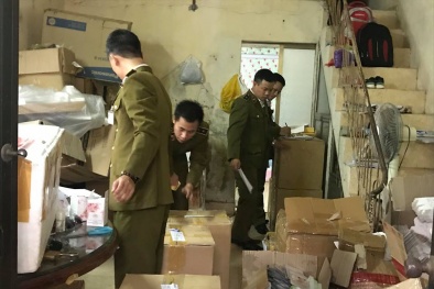 Đột kích cơ sở kinh doanh 'chui', thu giữ 6 mặt hàng mỹ phẩm không hóa đơn chứng từ