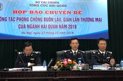 Tăng cường ngăn chặn nạn buôn lậu pháo hoa, thuốc lá...dịp cuối năm
