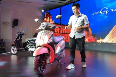 Thị trường xe máy cuối năm: Đua nhau ‘thay áo mới’