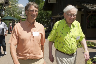 Bất ngờ về thước đo thành công của 2 tỷ phú Warren Buffett và Bill Gates