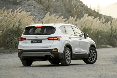 Hyundai Santa Fe 2019 cho người Việt giá từ 995 triệu hấp dẫn cỡ nào?