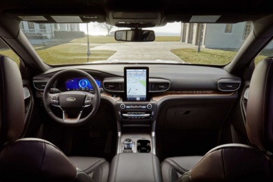 Ford Explorer 2020 vừa lộ diện giá chỉ hơn 700 triệu có tính năng gì hấp dẫn?