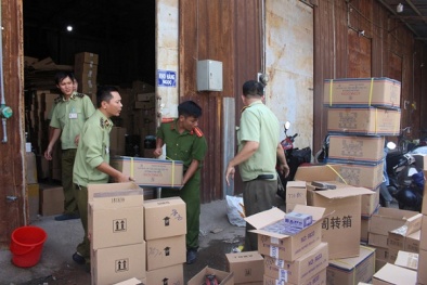 Chặn hàng chục ngàn thùng mỹ phẩm giả 'khoác áo' thương hiệu nổi tiếng tuồn ra thị trường dịp Tết