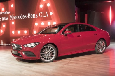 Thị trường ô tô Việt tháng cuối năm: Cập nhật giá xe Mercedes-Benz mới nhất