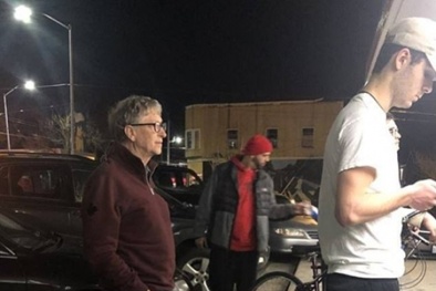 Sẵn sàng đứng xếp hàng chờ mua thức ăn nhanh giá 7 USD và triết lý sống của tỷ phú Bill Gates