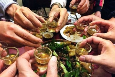 Chuyên gia khuyến cáo chưa có loại thuốc nào chống say hay giải rượu nhanh