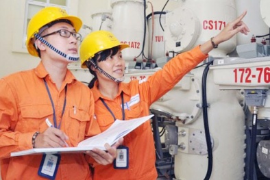 Điện lực Hà Nội: Nhân viên căng như dây đàn nhằm đảm bảo điện phục vụ Tết