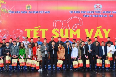 Hơn 5.000 thợ mỏ được bố trí xe ô tô đưa về quê ăn tết Nguyên đán 2019