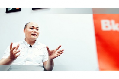 Bị 'ném đá' khi ra mắt Bphone 1, CEO Quảng ‘nổ’ rơi vào trầm cảm nặng