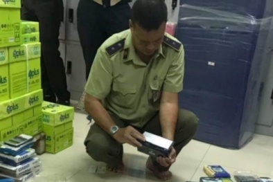 Hàng trăm máy tính Casio nghi hàng giả, hàng nhái thương hiệu bị 'tóm'