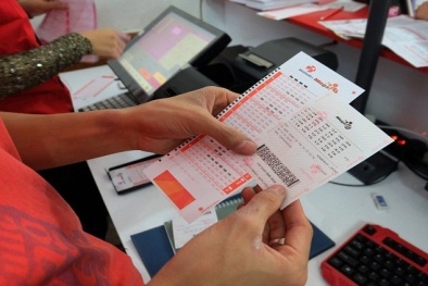 Xổ số Vietlott: Vừa có người 'ẵm' hơn 40 tỷ, lại xuất hiện tỷ phú mới trúng hơn 13 tỷ đồng