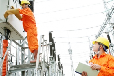 Hơn 42.000 tỷ gửi ngân hàng, EVN nói 'quá nhỏ, chưa đủ trả nợ'