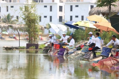 Hơn 200 cần thủ hào hứng tranh tài tại 'Giải câu cá Quốc tế FLC 2019'