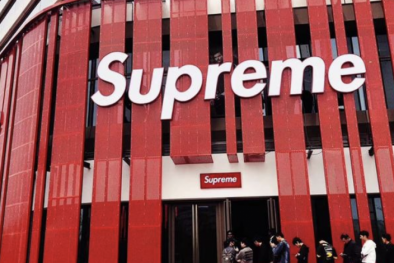 Supreme Italia mở cửa hàng thứ hai tại Thượng Hải để bán hàng giả